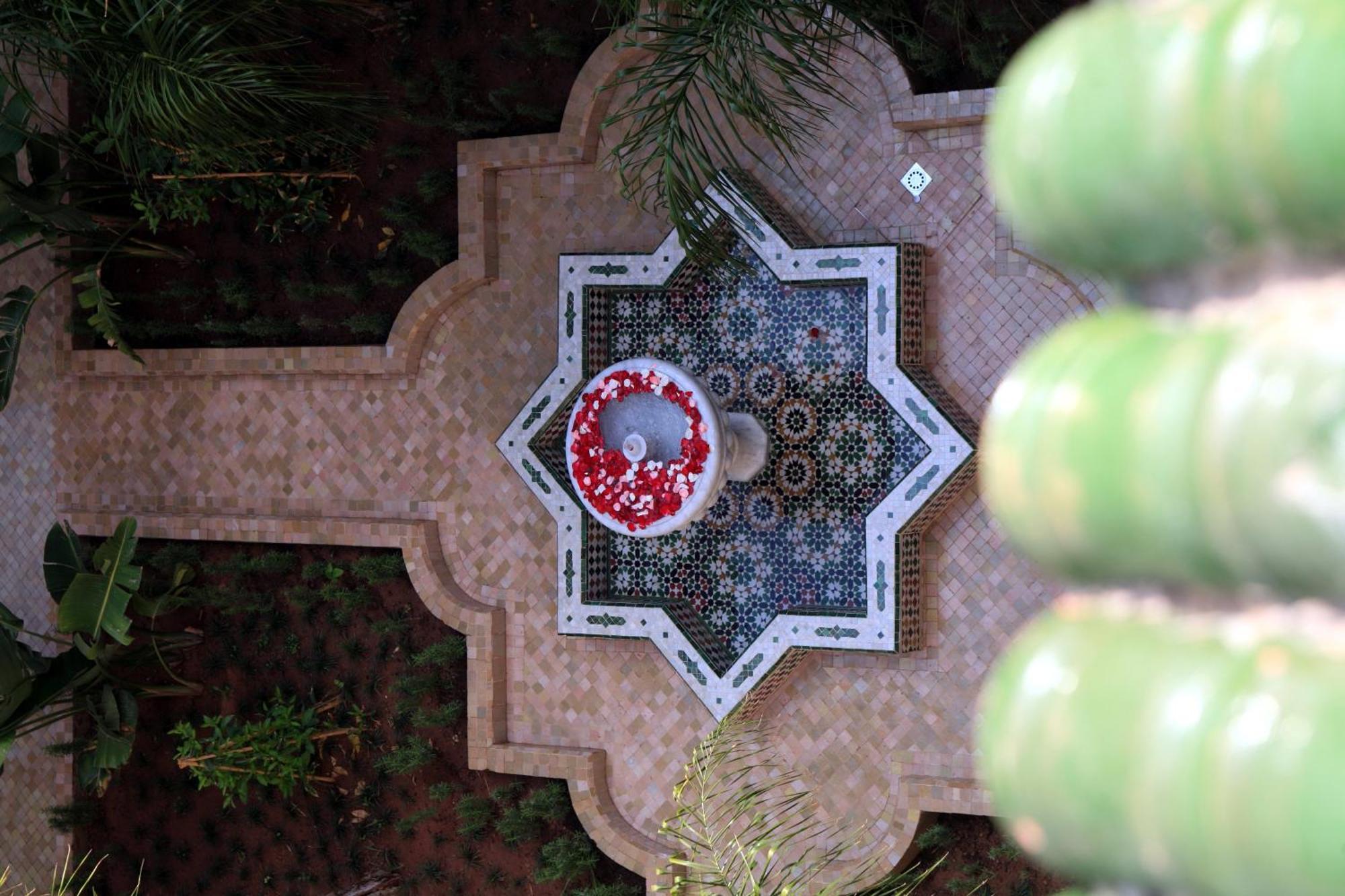 Al Fassia Aguedal Hotel Marrakesh Exterior photo